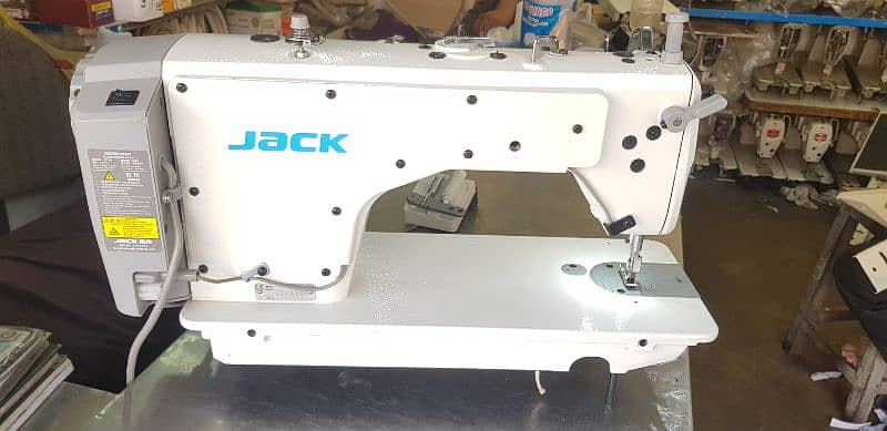 Jack F4 Sewing machine 5