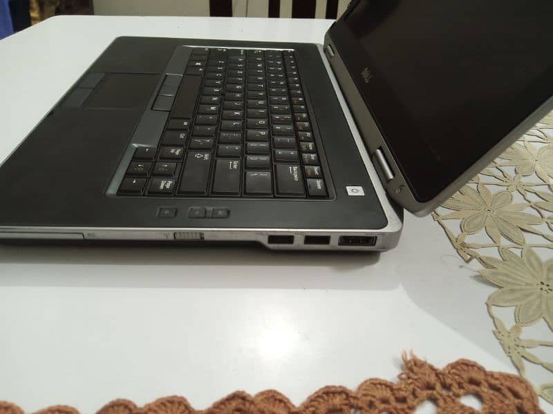 Dell Latitude i5-3rd (4/320GB) 4