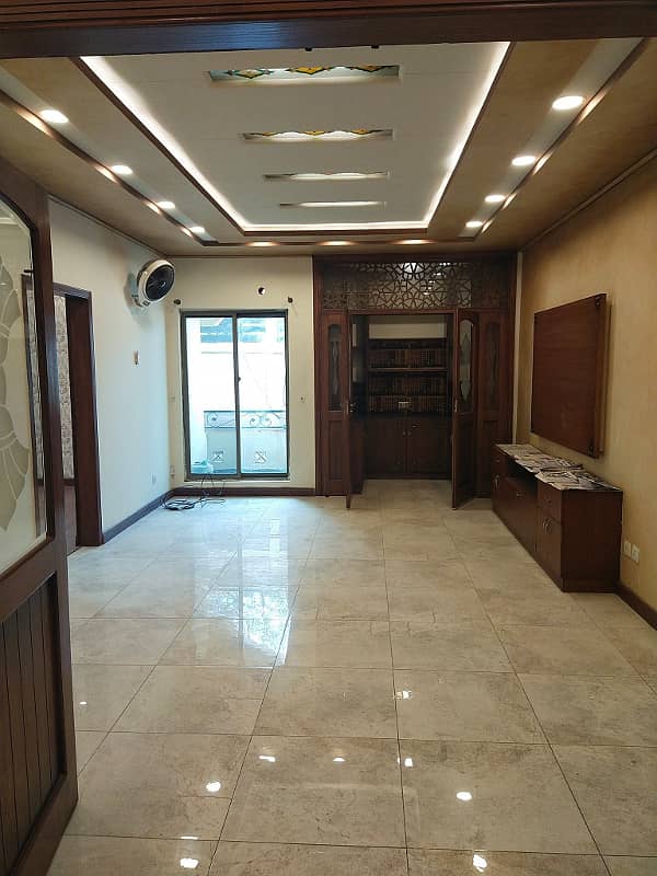 Luxury Three Bedrooms Un-Furnished Apartment Available for Rent in F-11 Markaz Islamabad 4