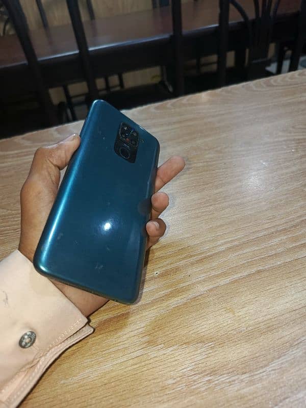 redmi note 9 4 + 2 GB 128 GB0.3040470719tahir 2