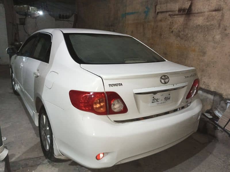 Toyota Altis 2011 0