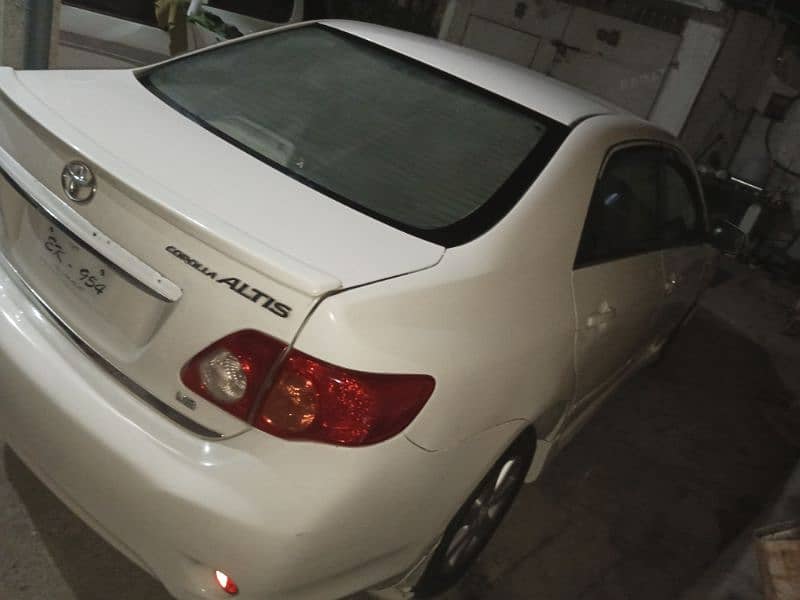 Toyota Altis 2011 3