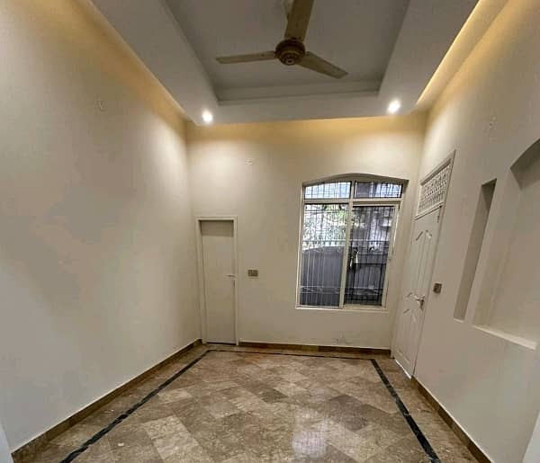 Book Upper Portion Today In Johar Town Phase 2 - Block R1 2