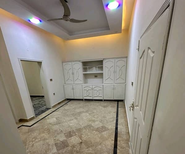 Book Upper Portion Today In Johar Town Phase 2 - Block R1 4