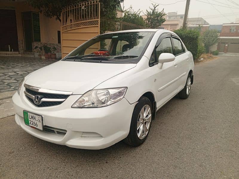 Honda City IDSI 2006 lush condition 1