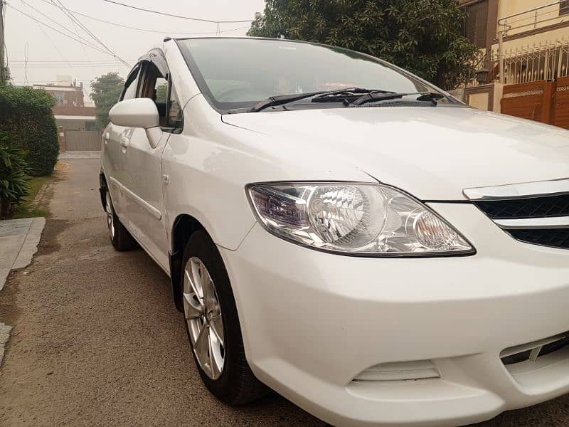 Honda City IDSI 2006 lush condition 6