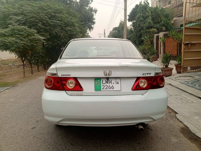 Honda City IDSI 2006 lush condition 12