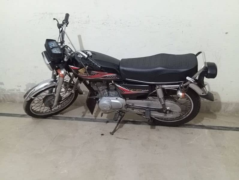 Honda 125 good condition 1