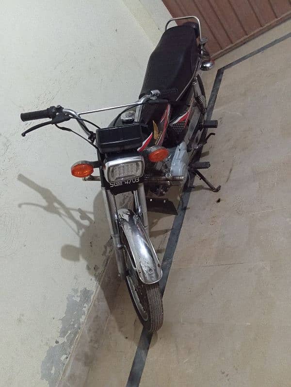 Honda 125 good condition 2