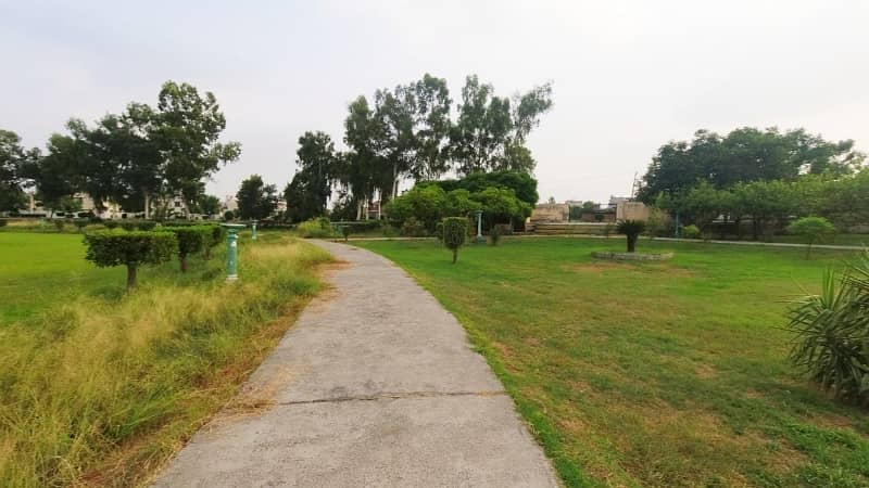 One Kanal Residential Plot For Sale In Chinar Bagh  Nishat  Block 8