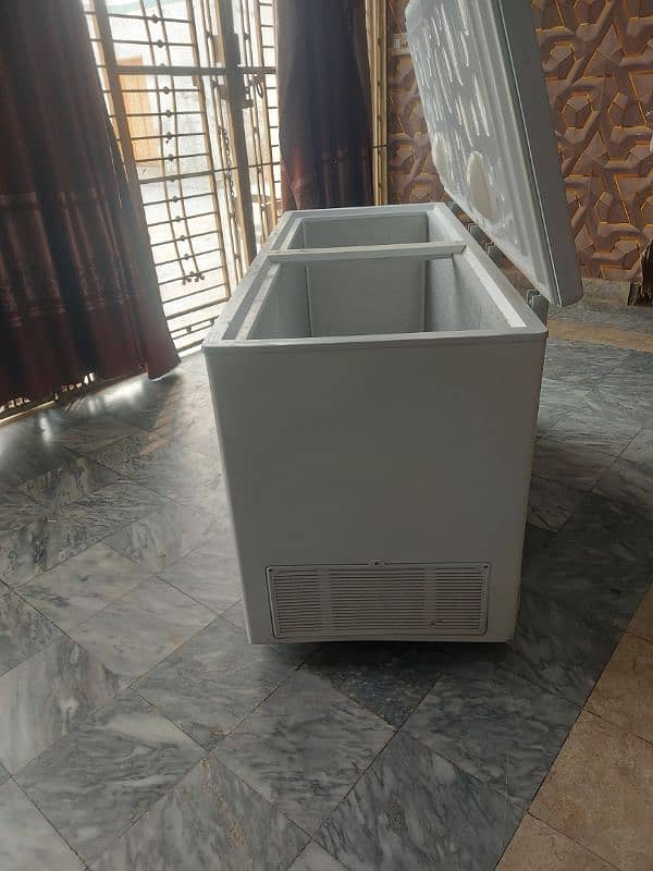 haier freezer bilkul new 3