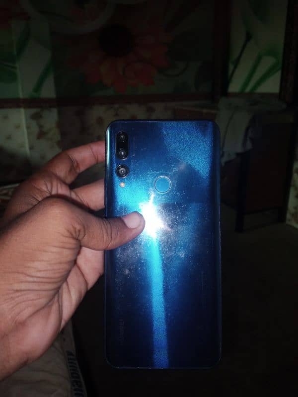 y9 prime (4+128gb) redd add 1