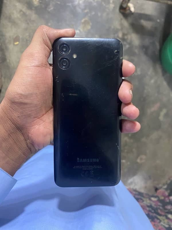 Samsung galaxy a04e 3/64 5