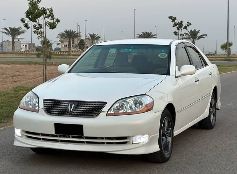 Toyota Mark II Grande in Immaculate Condition. 1/1 0