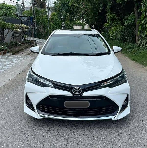 Toyota Altis Grande 2018 0