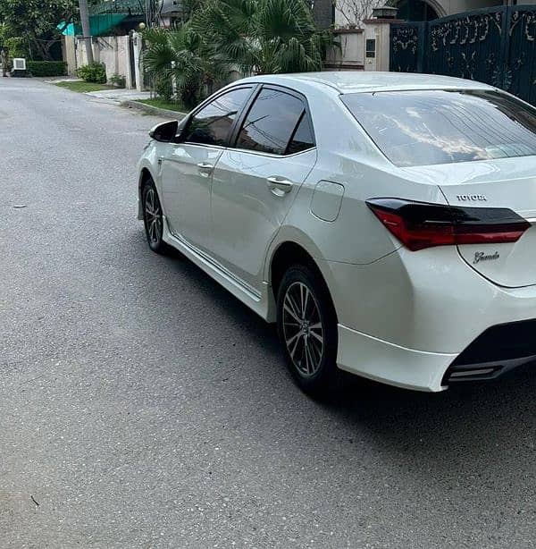 Toyota Altis Grande 2018 6