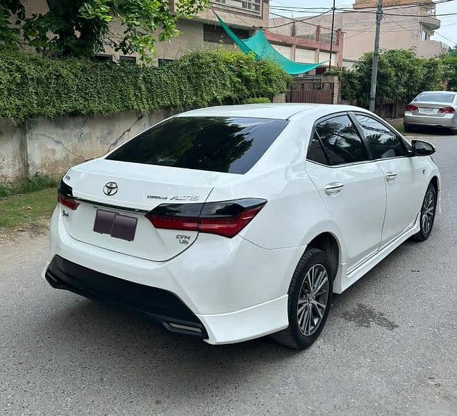 Toyota Altis Grande 2018 7