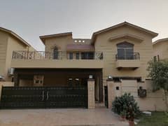 17 Marla House Available In Askari 10 - Sector F For sale 0