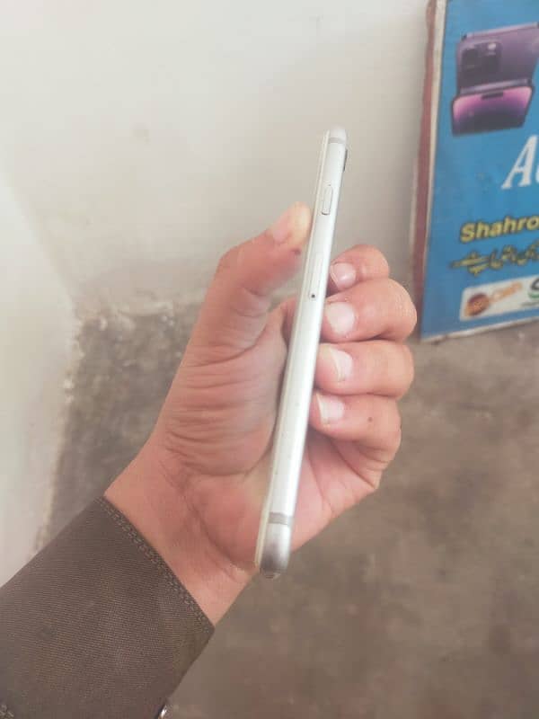 Iphone 6s pta approved ha fingar butry change ha bus 2