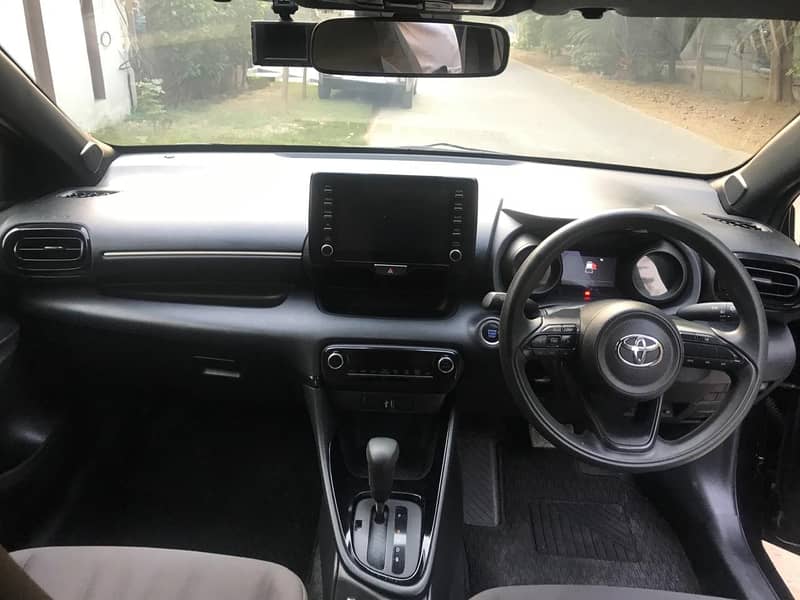 Toyota Yaris G pakage 2021 Automatic 7