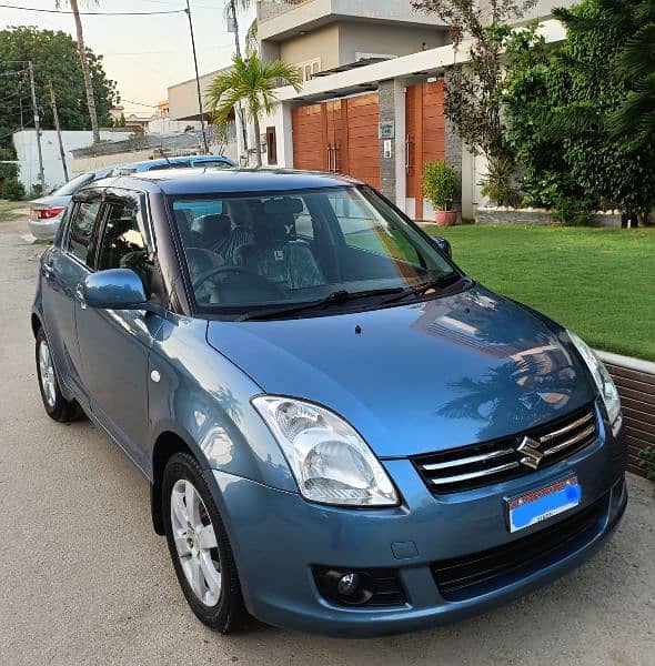 Suzuki Swift DLX Model 2010 Auto transmission 2