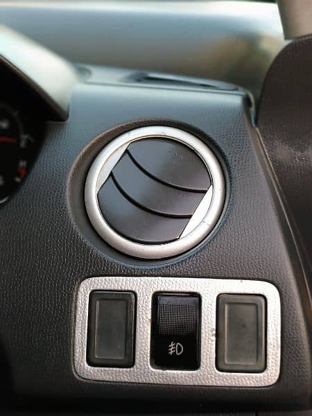 Suzuki Swift DLX Model 2010 Auto transmission 13