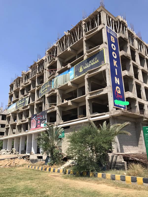 Prime Location SCHEME 33 APPARTMENT AVAILABLE ON EASY INSTALLMENT For Sale In The Perfect Location Of Al-Rauf Gold Raas 16