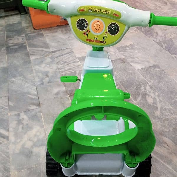 KIDS TRICYCLE WITH LIGHTS AND MUSIC BEST QUALITY (NEW) 1