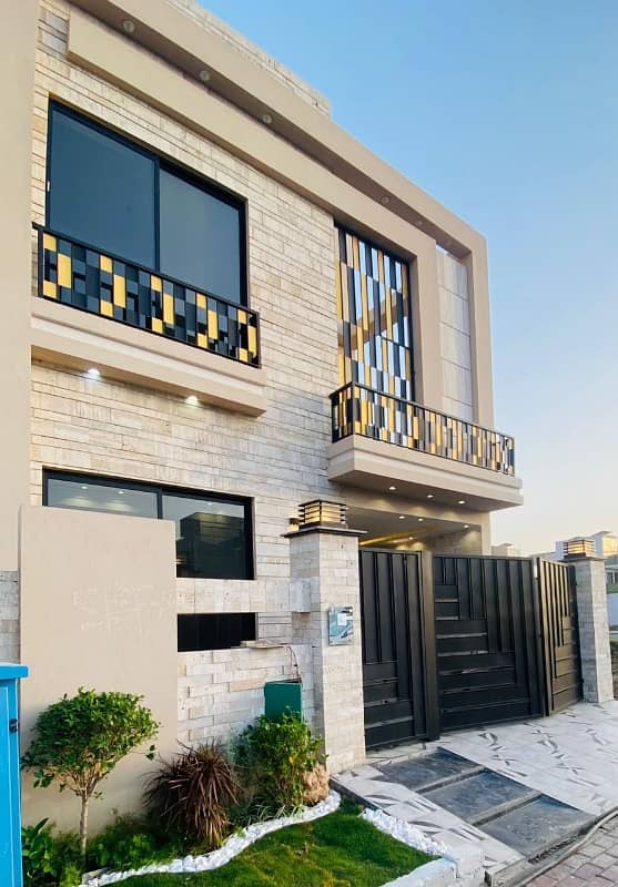 Five Marla Brand New Lavish House For Sale Near Imtiaz Store And Eiffel Tower In Nishtar Block Bahria Town Lahore Pakistan 1