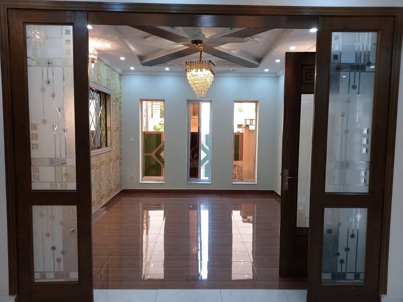 Ten Marla Brand New House For Sale In Overseas B Bahria Town Lahore Pakistan Near Market, Near Park And Mosque 1