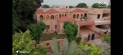 Two kanal luxury designer house for sale at main boulevard of Secter D Bahria Town Lahore Pakistan 0