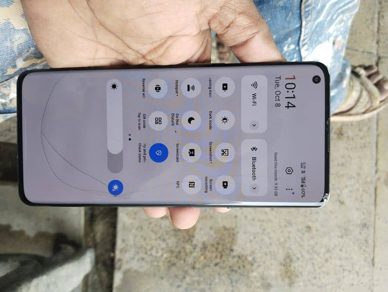 one plus 9 pro urgent sell 8