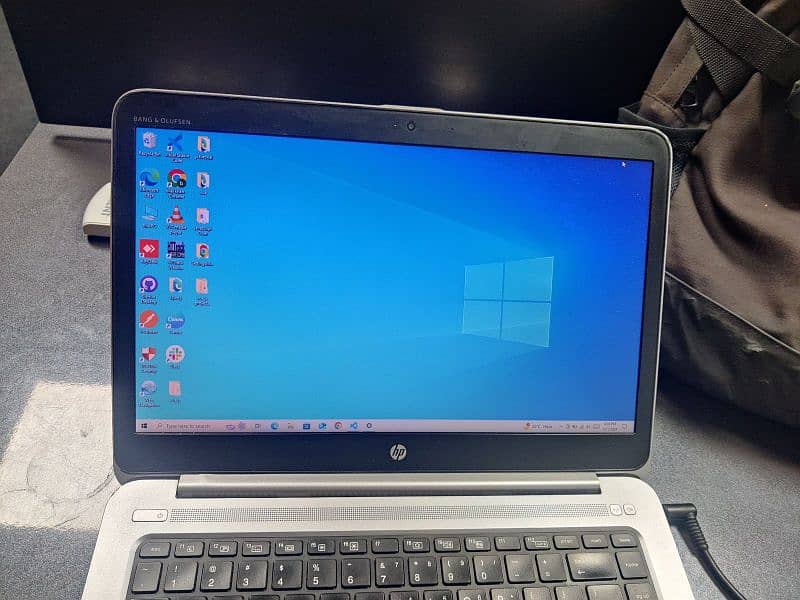 HP laptop Core i5 6th gen 8gb ram 256gb ssd 0