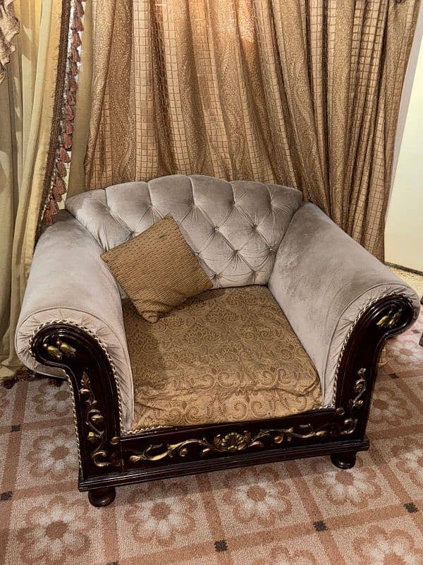 7 Seater Sofa Set Chiniot Wood Urjent Sale Cash Need Foam Repair hoga 1