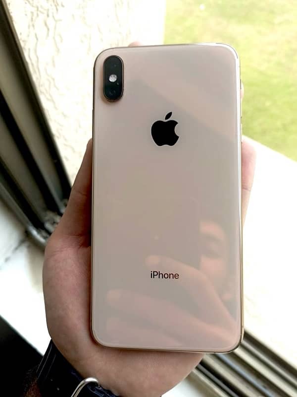 IPhone xs max 64gb golden color 10/10 condition non pta 0