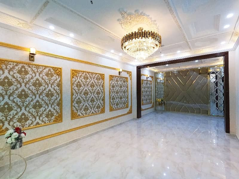 A Palatial Residence House For Sale In Johar Town Phase 2 - Block H3 Lahore 6