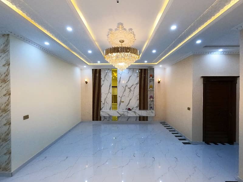 A Palatial Residence House For Sale In Johar Town Phase 2 - Block H3 Lahore 25