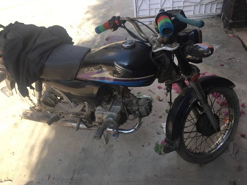 Motorcycle 70 Honda 2007 Karachi num Read Add Call Only 03165025709 2