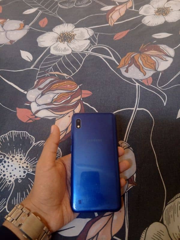 SAMSUNG A10 10/10 CONDITION 3