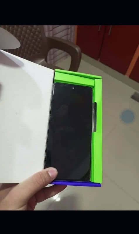 Infinix Hot 30 16GB 128 GB 3