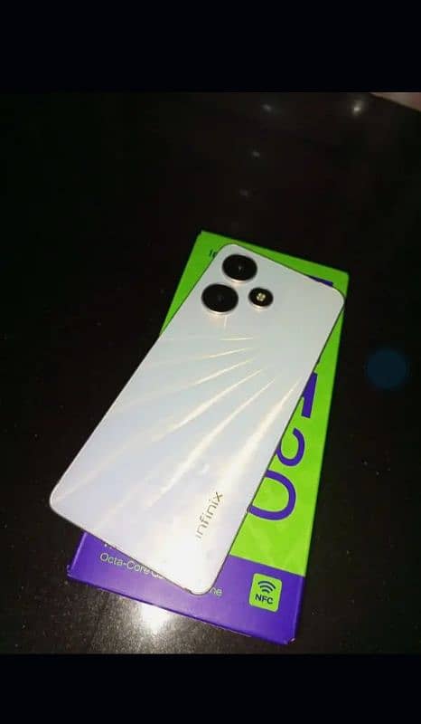 Infinix Hot 30 16GB 128 GB 4