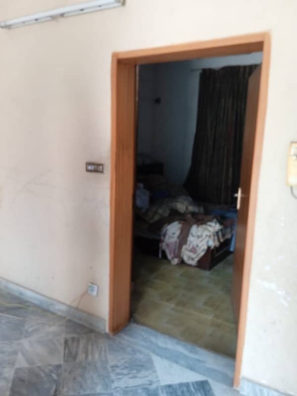 5 Marla House In Johar Town Phase 1 - Block E1 For Sale At Good Location 3