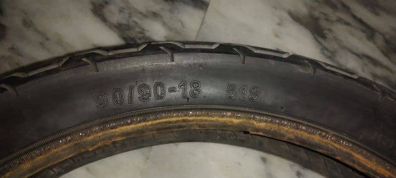 Ybr Tyre 90.90. 18 For Sale 4