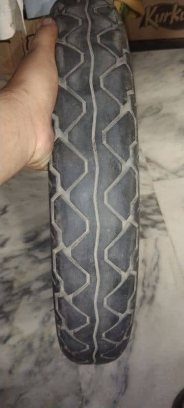 Ybr Tyre 90.90. 18 For Sale 5