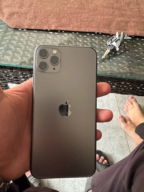 Iphone 11 pro max 256gb non pta 1