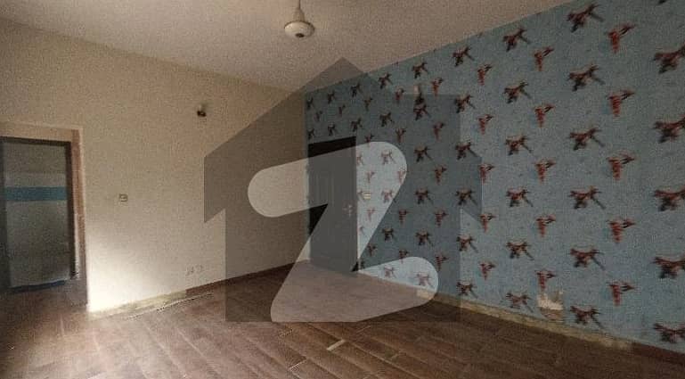 Spacious 1 Kanal House Available For sale In Askari 11 6