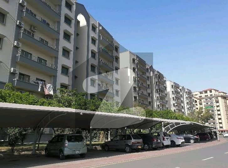 10 Marla Flat For rent In The Perfect Location Of Askari 11 - Sector B Apartments 4