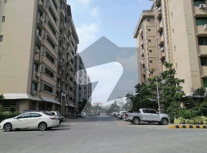 10 Marla Flat Is Available In Affordable Price In Askari 11 - Sector B Apartments 5