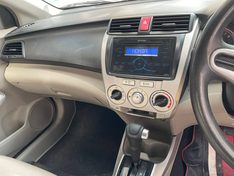 Honda City IVTEC 2018 5