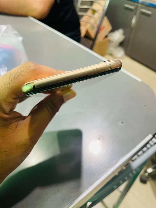 IPhone XS Max 1